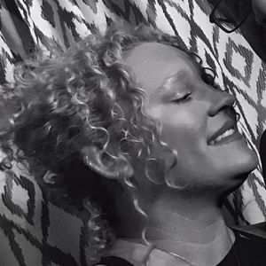 Meet your Posher, Pamela-jill